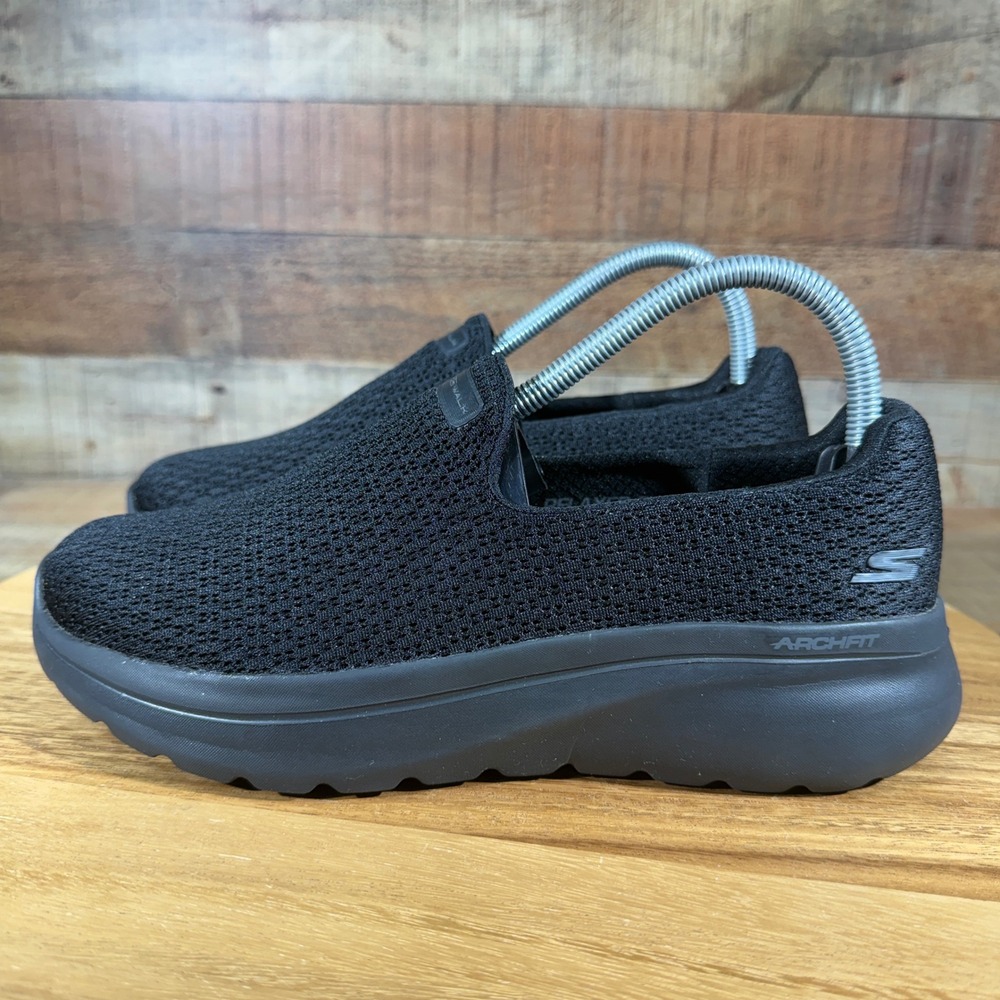 Skechers Sneakers Womens 7.5 Black Go Walk Arch Fit N-Joy 125845 Relaxed Fit
